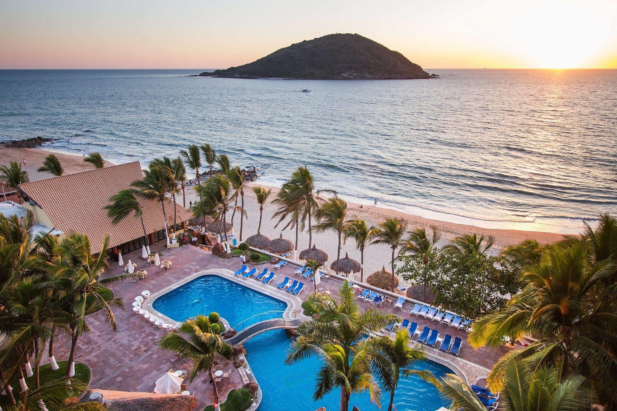 Luna Palace Mazatlán Extérieur photo